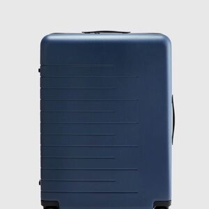 Quince Expandable Large Check-in Suitcase (no bundles)
